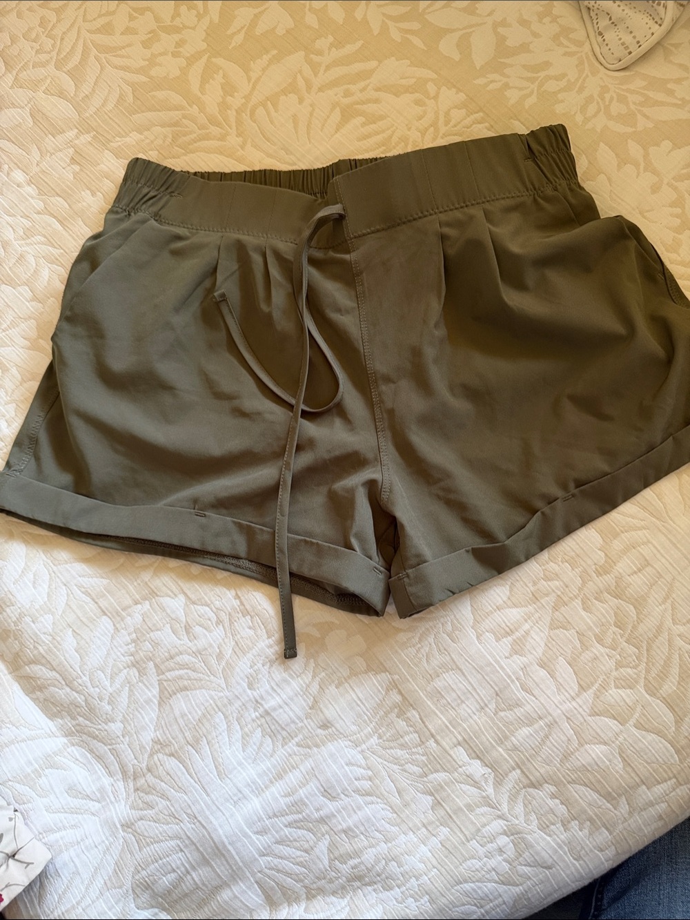 Women's Drawstring Casual Shorts - Olive